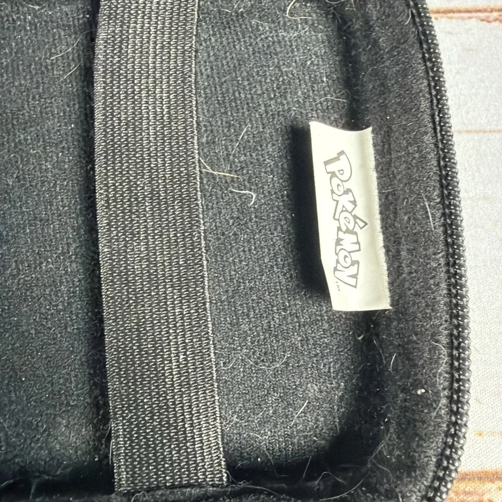 Nintendo DS Pokemon Travel Game Carrying Case Blue Cover Damage Used